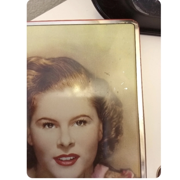 Lot Of Vintage Decorative Tin Collection - Picture 6 of 6